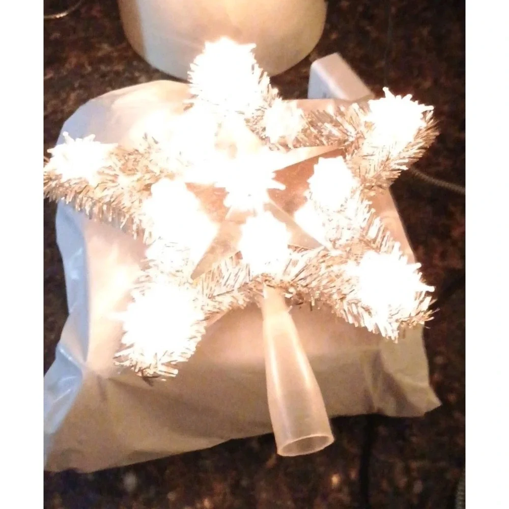 Santa Trim 11 Lights Tree Top Silver‎ Tinsel Angel With White & Red Flashing